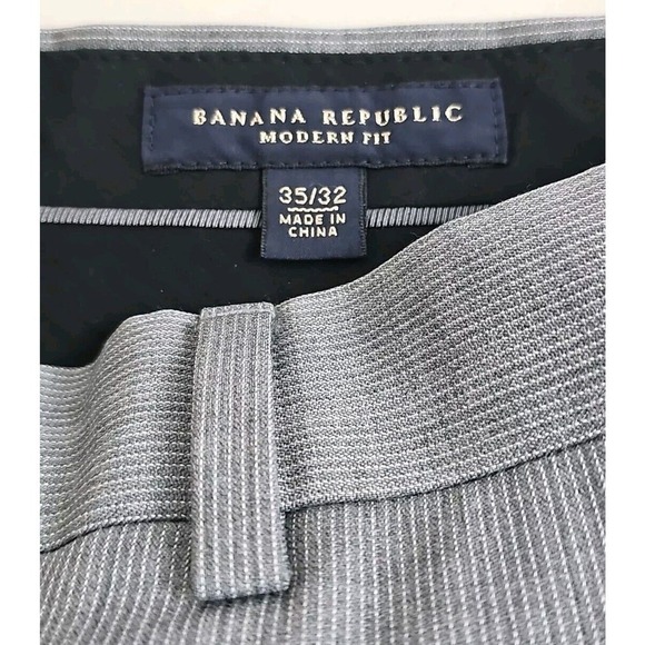 Banana Republic ~Men's Size 35/32~ Gray Striped Prit Modern Fit Wool Blend Pants - Picture 2 of 9